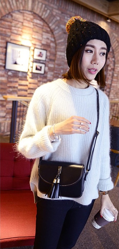 KW80129 Fashion Sling Bag Black